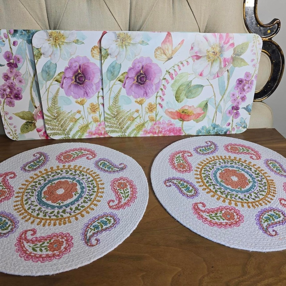 Set of 5 colorful floral & paisley placemats – Lisa Audit My Garden Journal